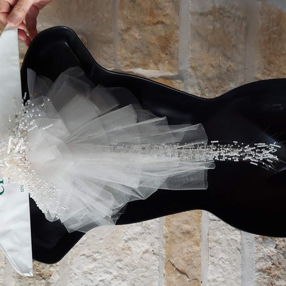 Wedding head piece